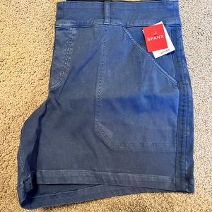 NWT Spanx Stretch Twill 6” Shorts // Size 3x // Slate